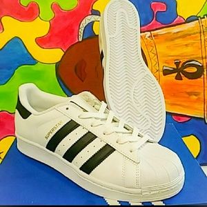 NWOT ADIDAS SUPERSTAR